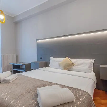 Retreats Duomo Carrobbio Апартаменты *