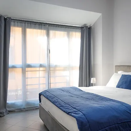 Retreats Duomo Carrobbio Апартаменты *